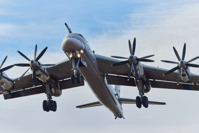 ТУ-95 сска опасный