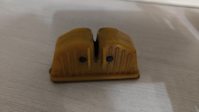 Точилка для ножей