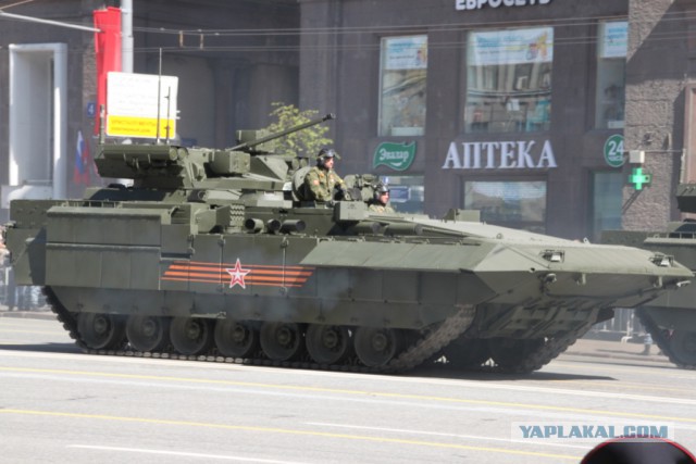 Репетиция Парада Победы с крыши 22 этажа