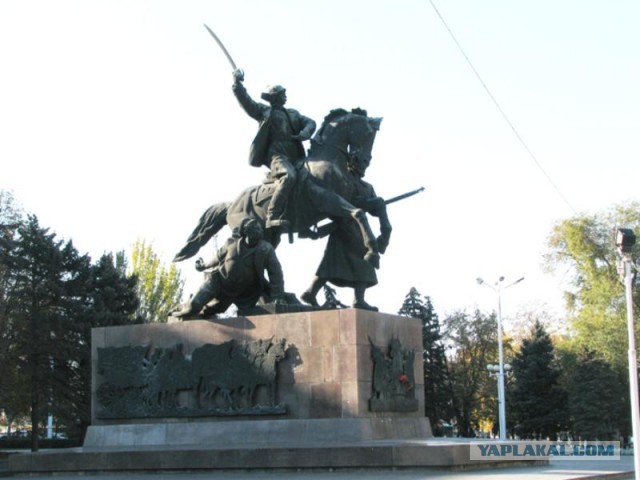 Какие прозвища дают памятникам в России