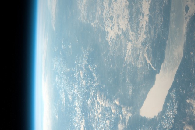 Околокосмос и/или орбитальные снимки