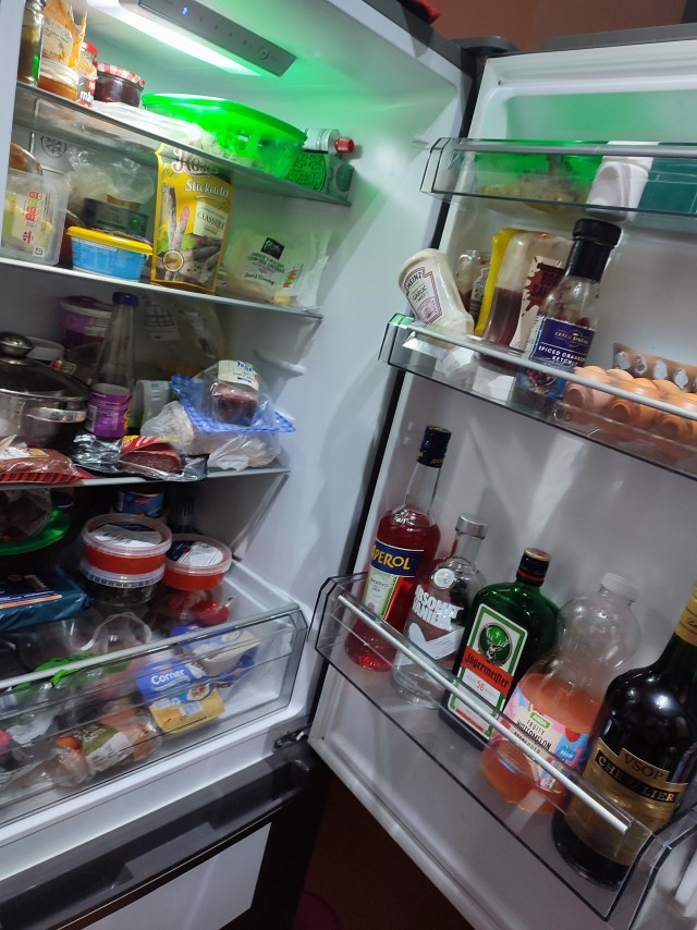 У кого что в холодильнике?