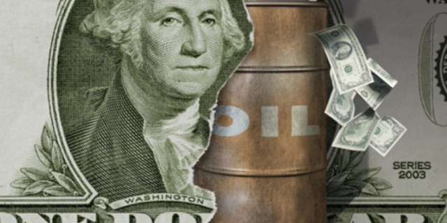 Россия начала активно отказываться от нефтедоллара