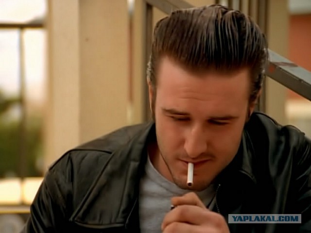 Фото актеров и музыкантов, из которых харизма плещет через край