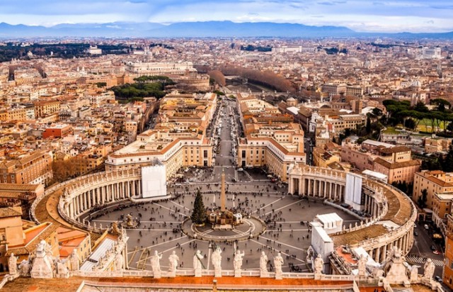 Что скрывает Ватикан в своих закрытых архивах