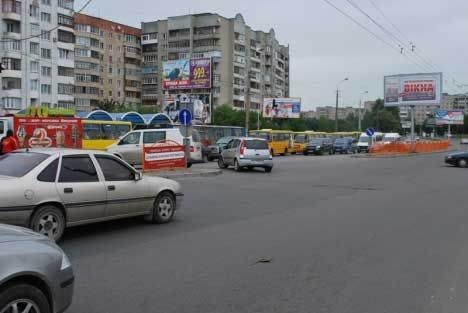 Спасатель водителей из Луцка