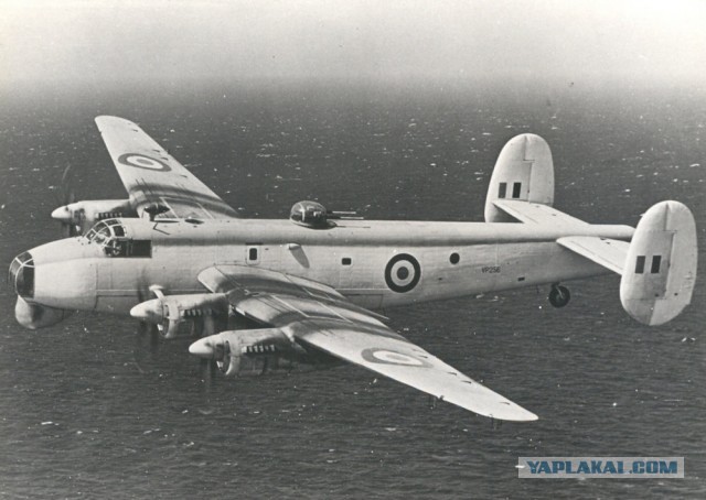 Авро Ланкастер - самый лучший и самым массовый тяжелый бомбардировщик Великобритании