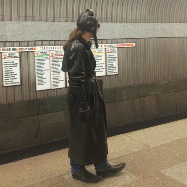 Свежая подборка "модников" из российского метрополитена 04.10.2022