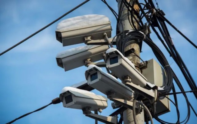 В Совфеде предлагают лишать водительских прав за многократные штрафы с дорожных камер