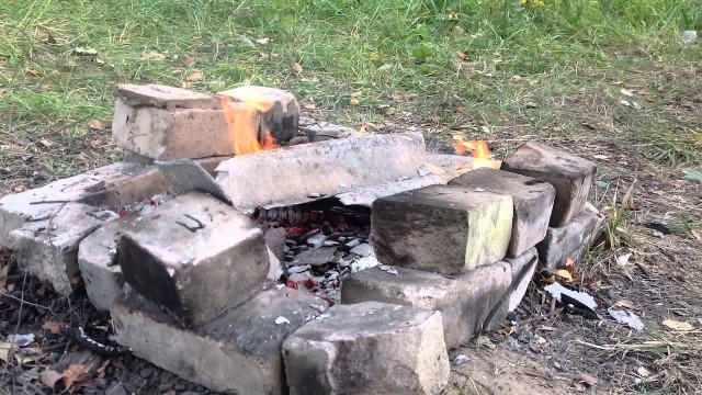 Не плачь. Это ностальгия в глаз попала