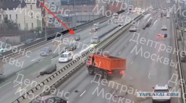 Камаза подрезали, итог
