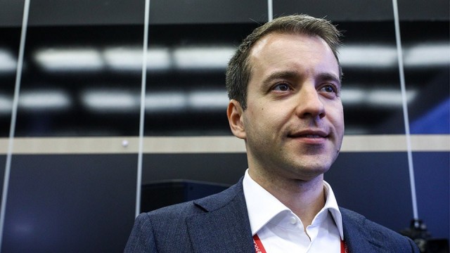 Экс-министру связи Николаю Никифорову заочно предъявили обвинение по делу пирамиды Finiko