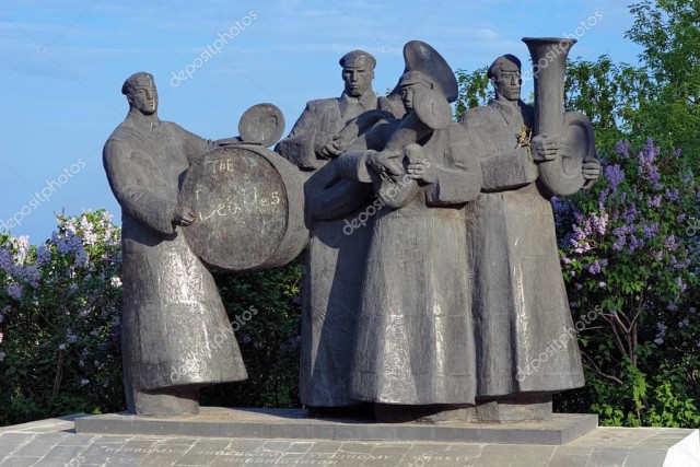 Интересные памятники вашего города