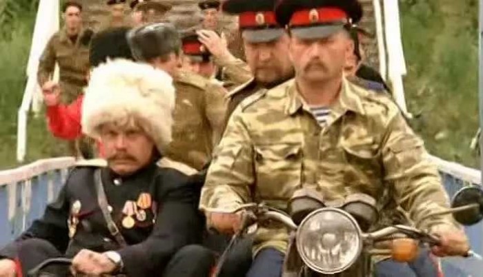 На В. Путина пожаловались в ГИБДД за езду без шлема на мотоцикле