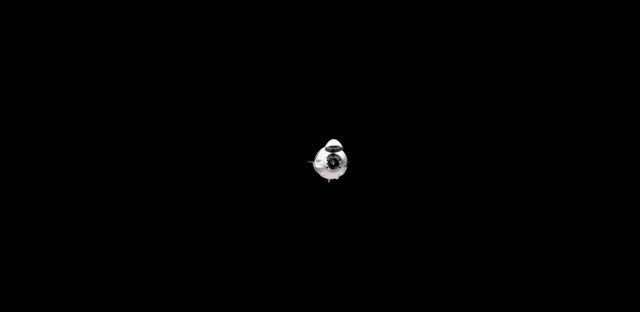 Стыковка SpaceX Crew Dragon с МКС