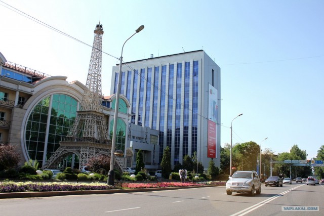Алматы 2011: город контрастов