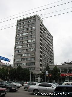 Побывал в Москве - такую дырищу еще поискать...