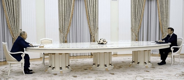 Ничего святого у людей не осталось