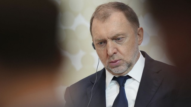 Опять Дерипаску теребонят