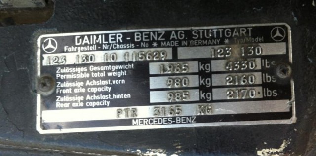 Законсервированный Mercedes W123