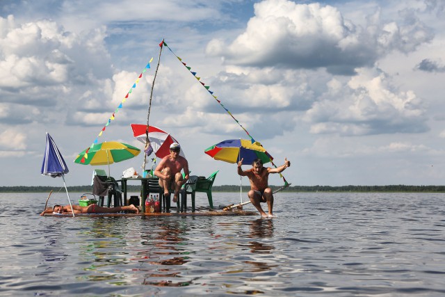 Плот.