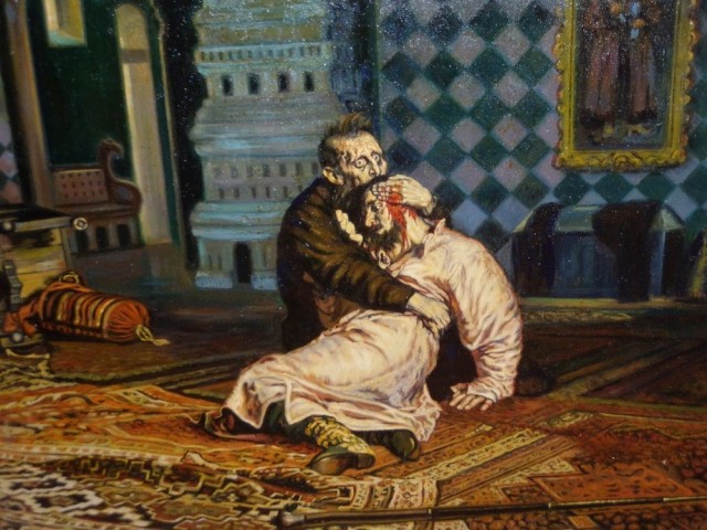 Женщина сбила ехавшего на электросамокате сына