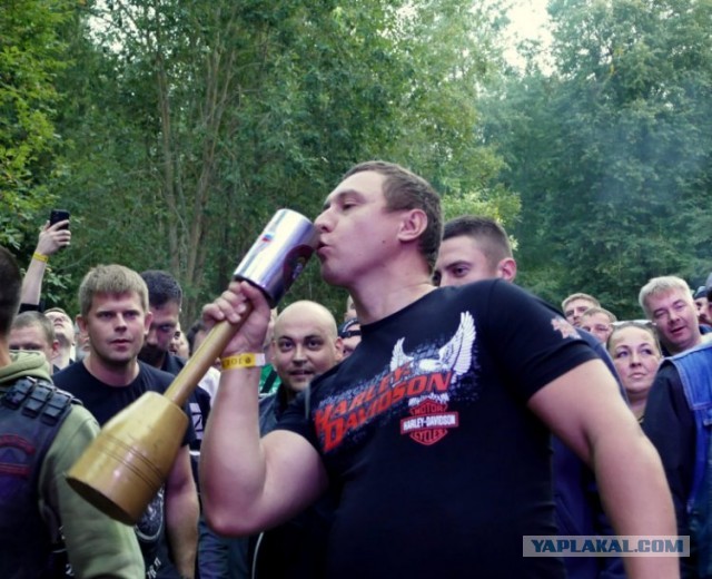 Можно кружечку воды?