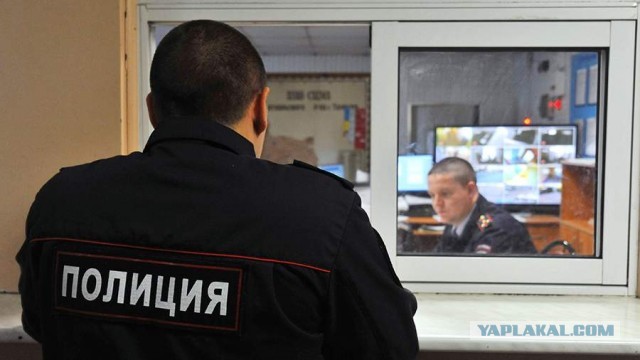 В Дагестане не менее 20 школьников избили девятиклассника за деньги