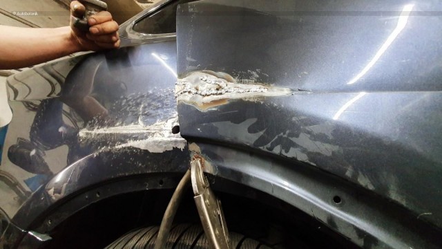 Как пороги УАЗа спасали теслу Х