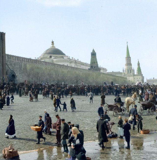 Цветные снимки Дореволюционной Москвы. Жизнь и виды города в начале ХХ века