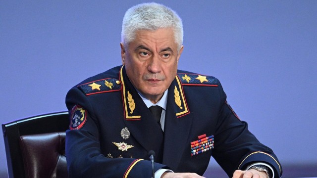 "А вы, Абакумов, опасный для Партии человек, вам Партия доверять не может!"