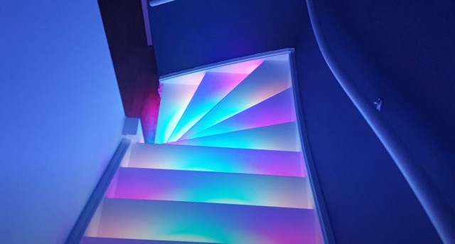 Психоделическая RGB лестница своими руками
