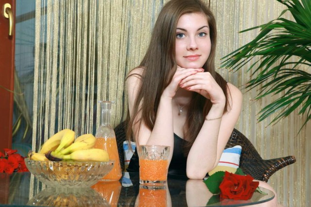 Фемины из сети на сегодня!