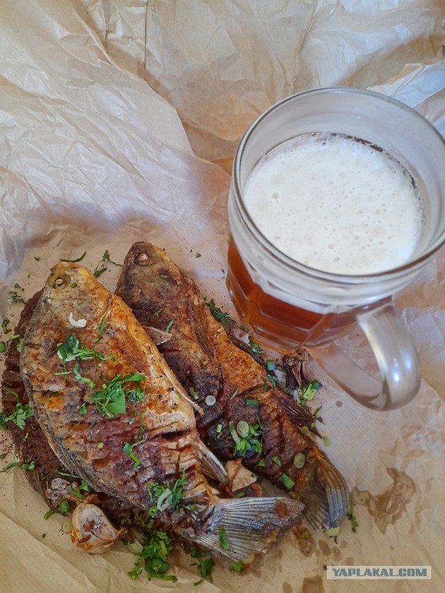 Жаренный карасик