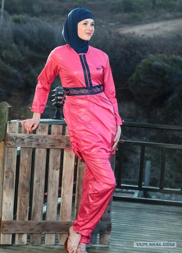 Министр туризма КБР объяснил причины появления дресс-кода для туристов