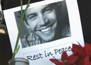 Вспомним Пола