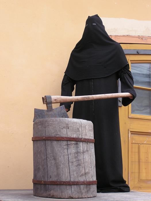 Госдума решила ввести смертную казнь для педофилов