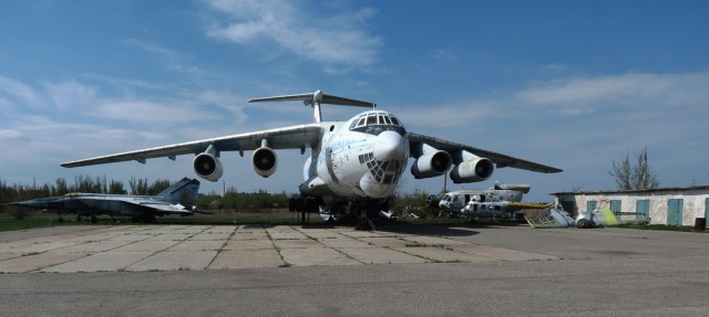 Поездка в Луганский аэропорт, музей авиации и окрестности