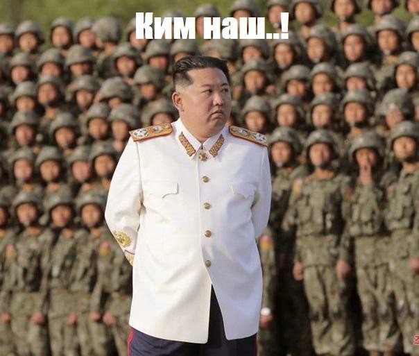 Ни дать ни взять Виссарионыч, только без усов и азиатская версия