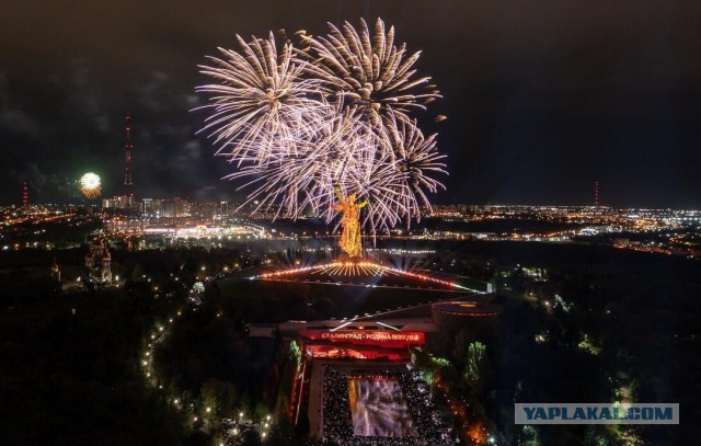 Чтобы никогда не дотянулись. Мысли на Мамаевом Кургане