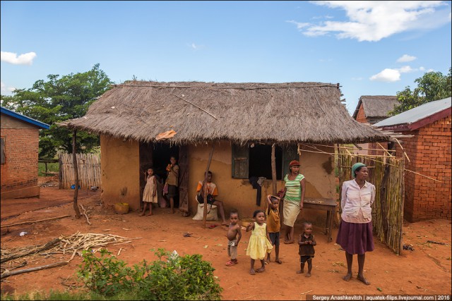 Мадагаскар: Рублевка отдыхает!
