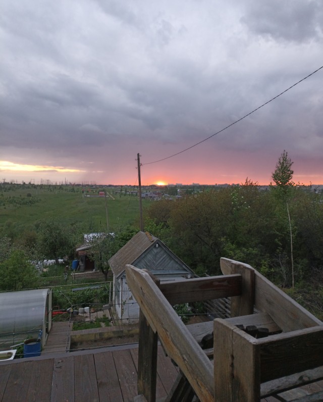 Закат после грозы в Москве