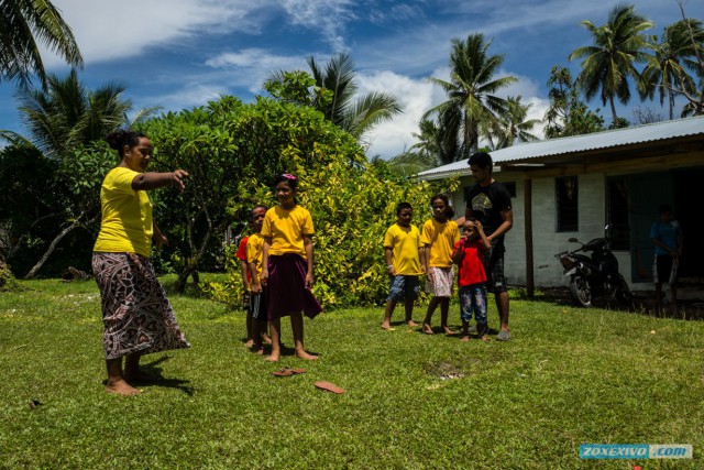 Океания: Фиджи и Тувалу