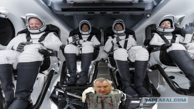 Первый гражданский экипаж SpaceX для полёта на орбиту в скафандрах