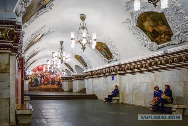 Украинский флаг в детской комнате