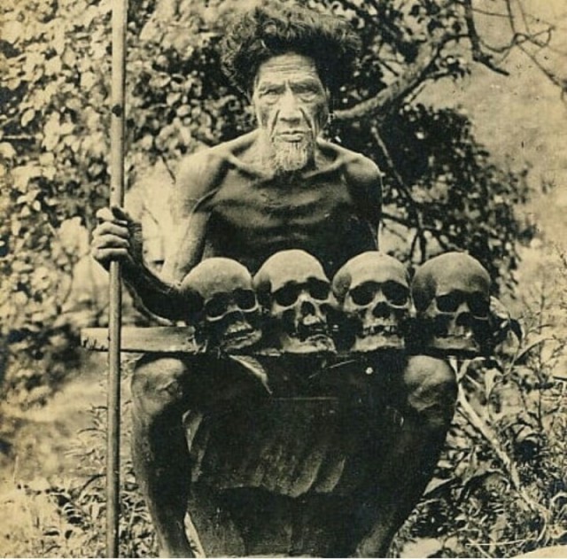 История в фотографиях