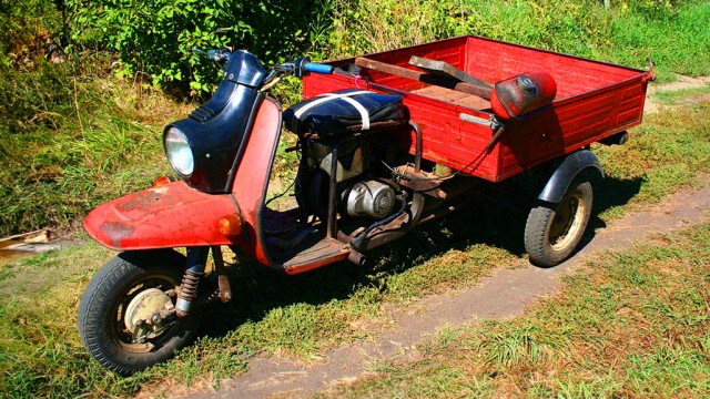Почему перестали выпускать трёхколёсный «Муравей»: история популярного в СССР мотороллера