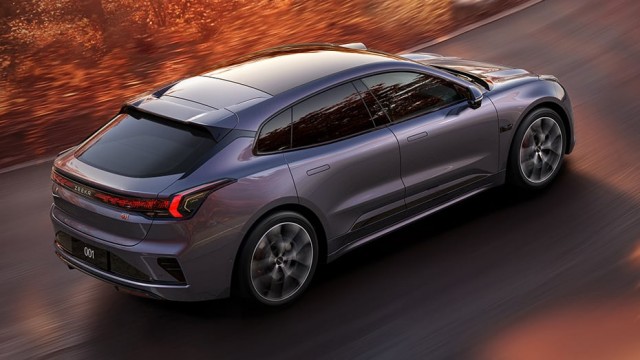 Zeekr представила обновленный электромобиль 001