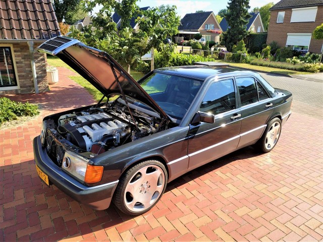 MB 190E EVO RESTOMOD