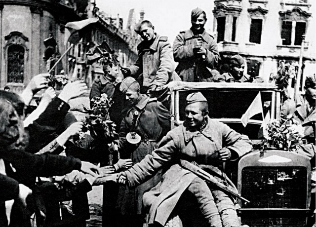 1945. Небольшая подборка военных фотографий